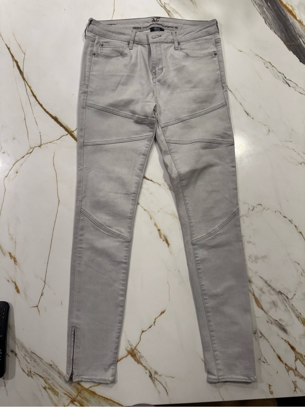 Versace Women's Skinny Jeans in Light Gray